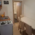 Lägenhet With Parking Space - 25328