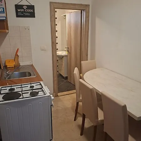 Apartment With Parking Space - 25328