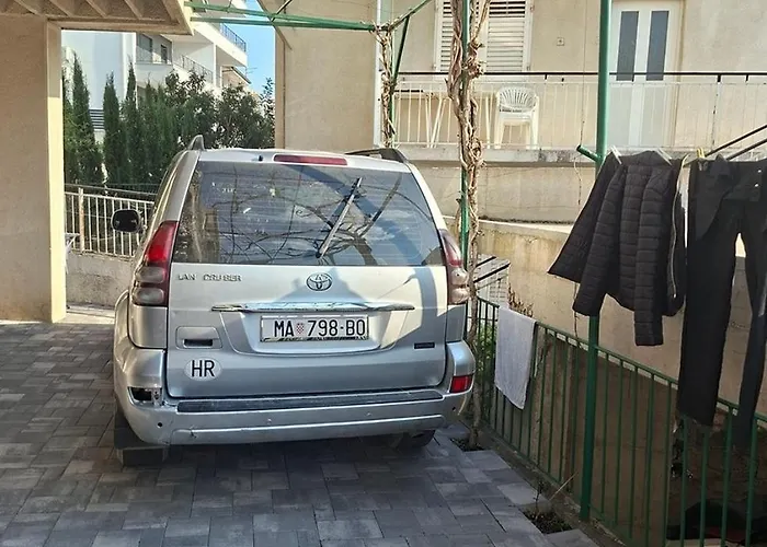 With Parking Space - 25328 Apartment